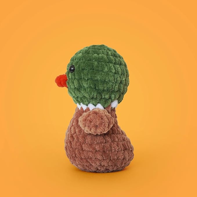 THE GOOKIE Amigurumi Crochet Kit for Beginners β DIY Crochet Kit with Yarn, Hook, Eyes & Stuffing β Easy Starter Set with Video Tutorials β Cute Plush Toy Craft Gift for Kids, Teens & Adults (Duck)