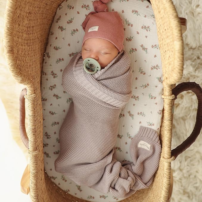 Heritage Knit 100% Organic Cotton Baby Swaddle Blanket for Boys and Girls - Soft Warm Cozy Unisex Receiving Cuddle Crib Blanket for Newborns, Infants & Toddlers (Hunter Green, 0-2 Years)