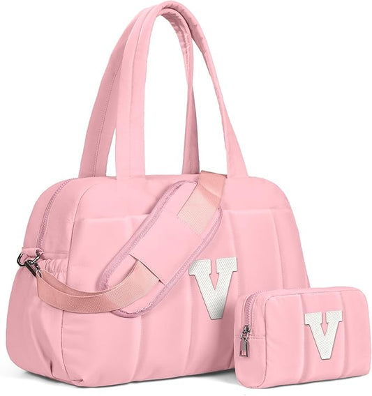 Gifts for Women-Duffle Bag for Travel, Weekender Bags for Women，Initial Overnight Bag with Wet Pocket，Lightweight Travel Bags Personalized Gym Tote with Makeup Pouch